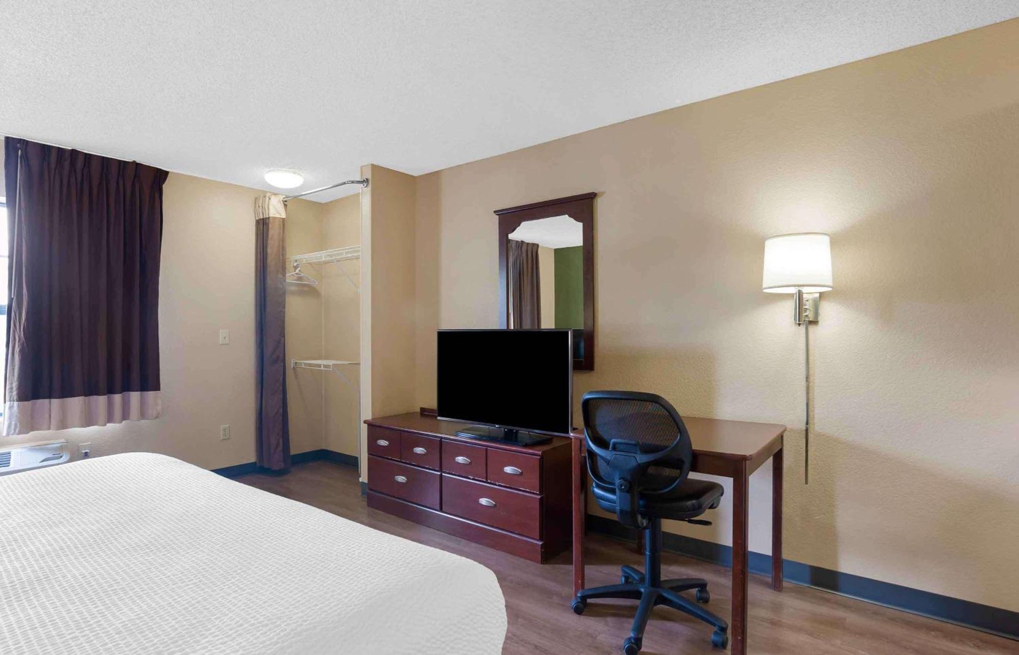 Extended Stay America Suites - Detroit - Novi - Orchard Hill Place Northville Экстерьер фото
