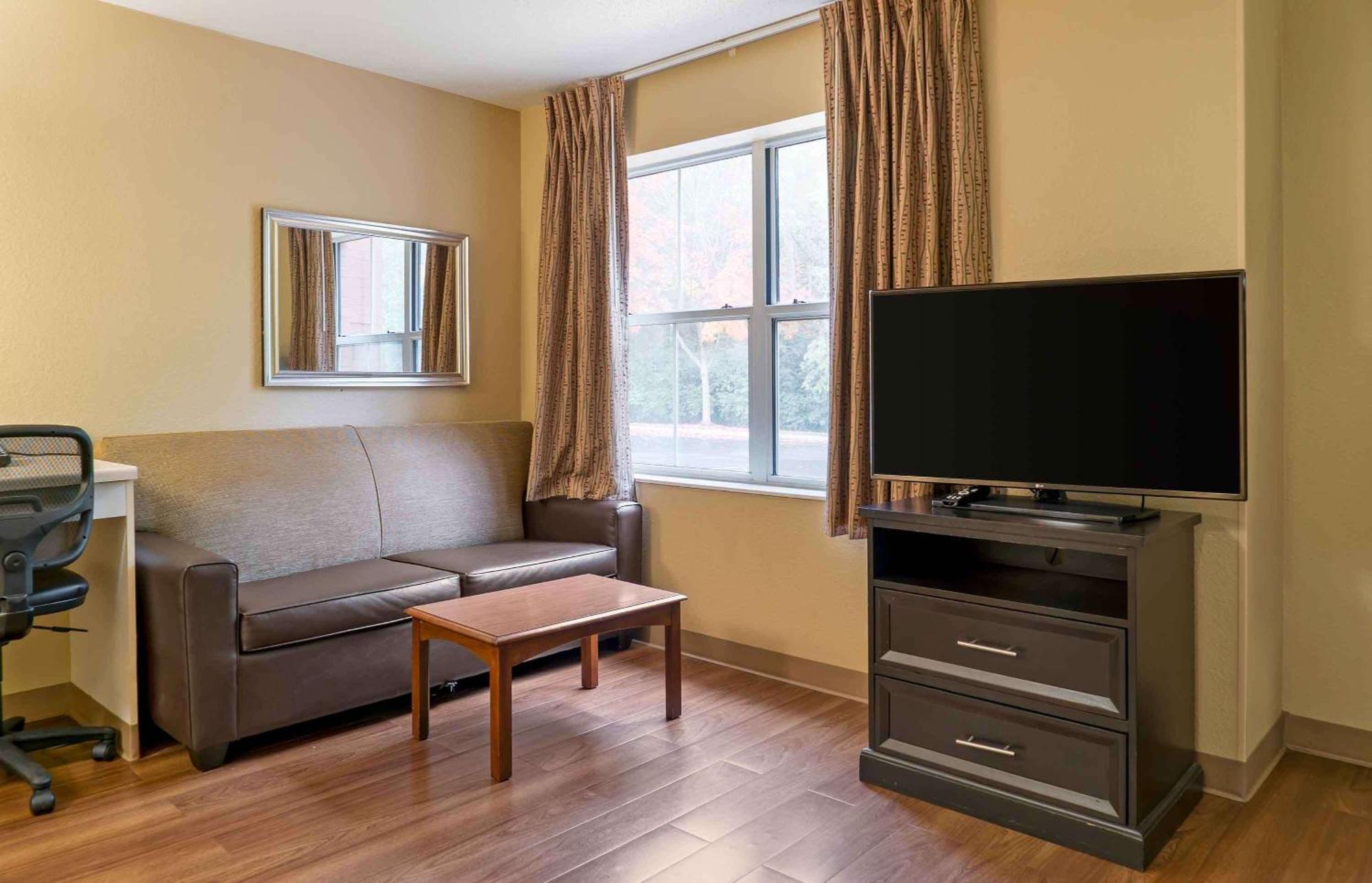Extended Stay America Suites - Detroit - Novi - Orchard Hill Place Northville Экстерьер фото
