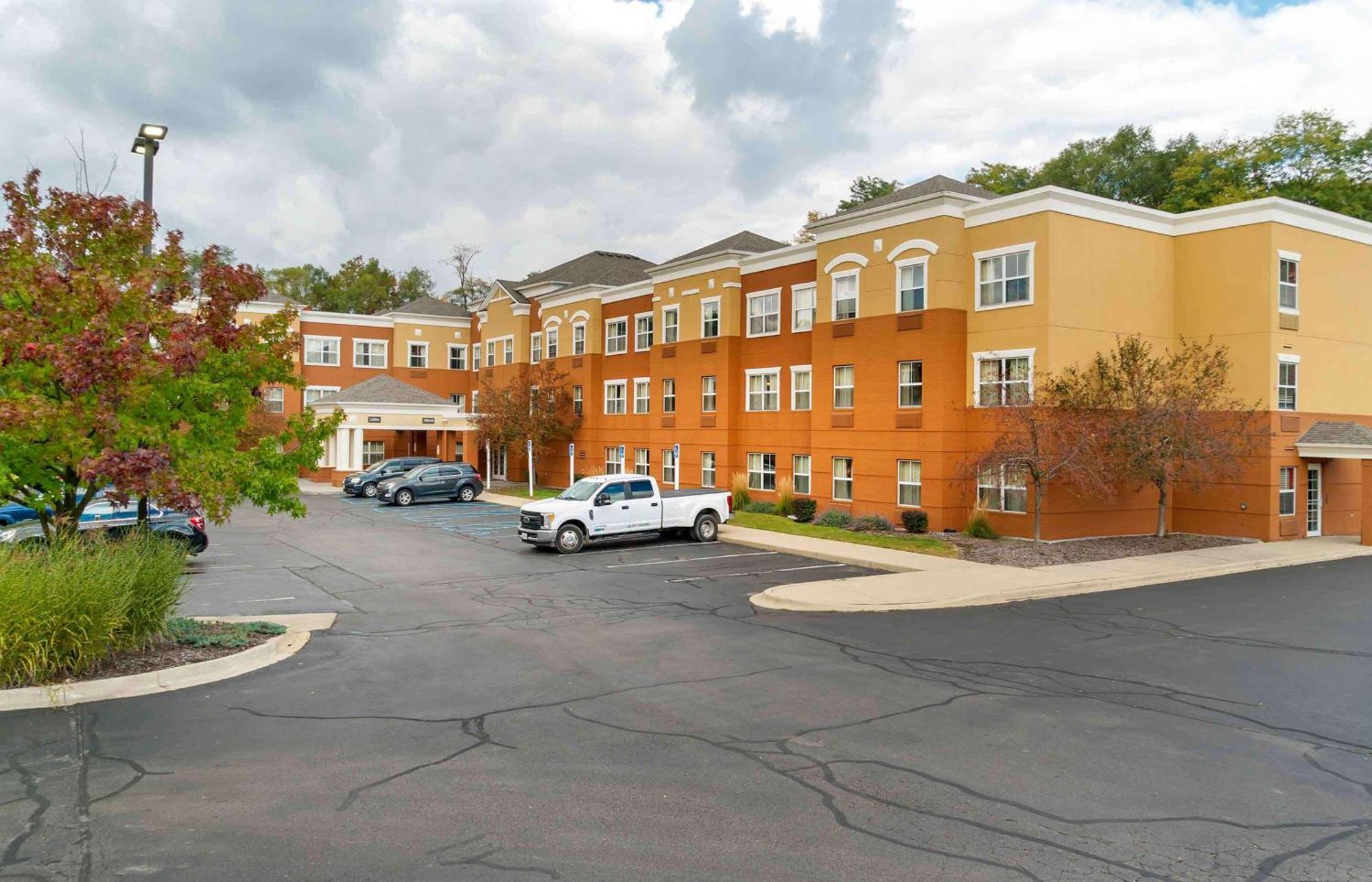 Extended Stay America Suites - Detroit - Novi - Orchard Hill Place Northville Экстерьер фото